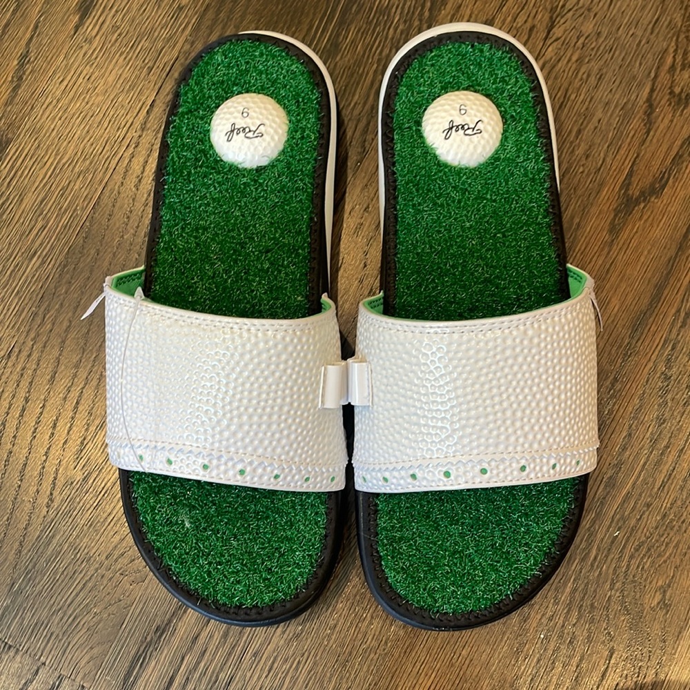 NWOT reef golf sandals